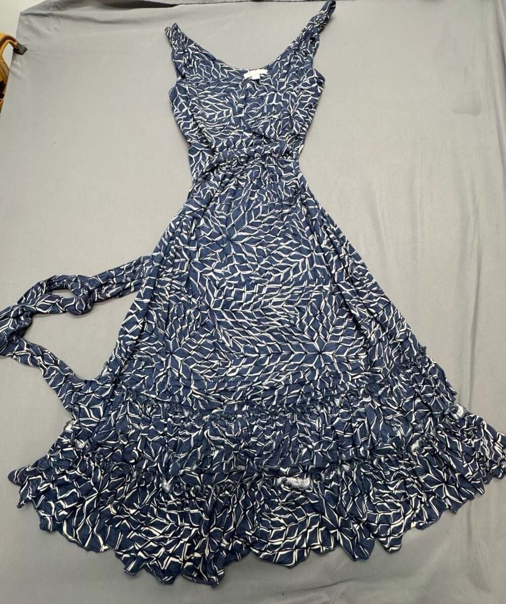 New York & Company Dress Size S Blue White Leaf Print Ruffle Hem Midi
